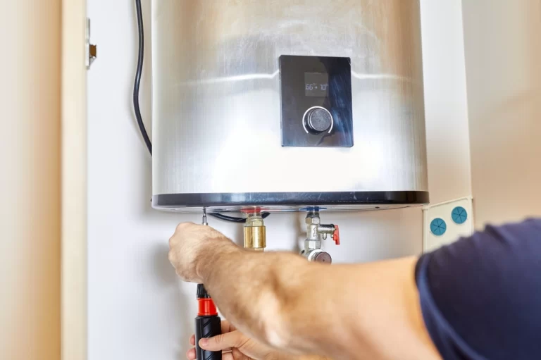 Ingin Pasang Water Heater? Ini 4 Langkah Instalasi Pipa Air Panas untuk Water Heater
