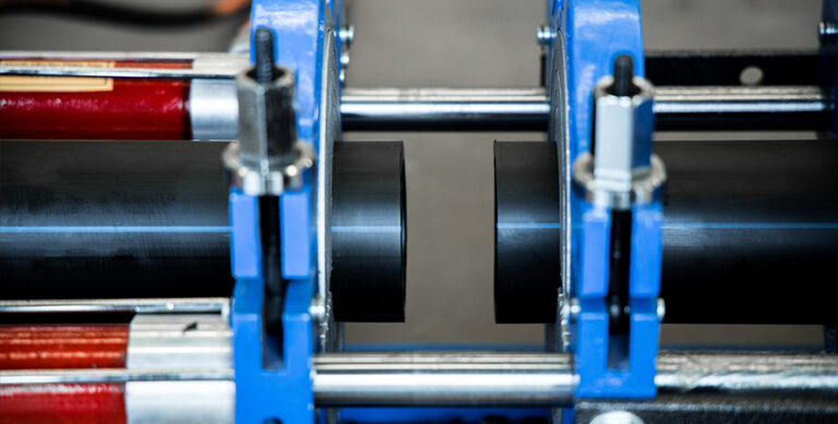 Comparative Analysis of HDPE Pipes and Traditional Piping Materials